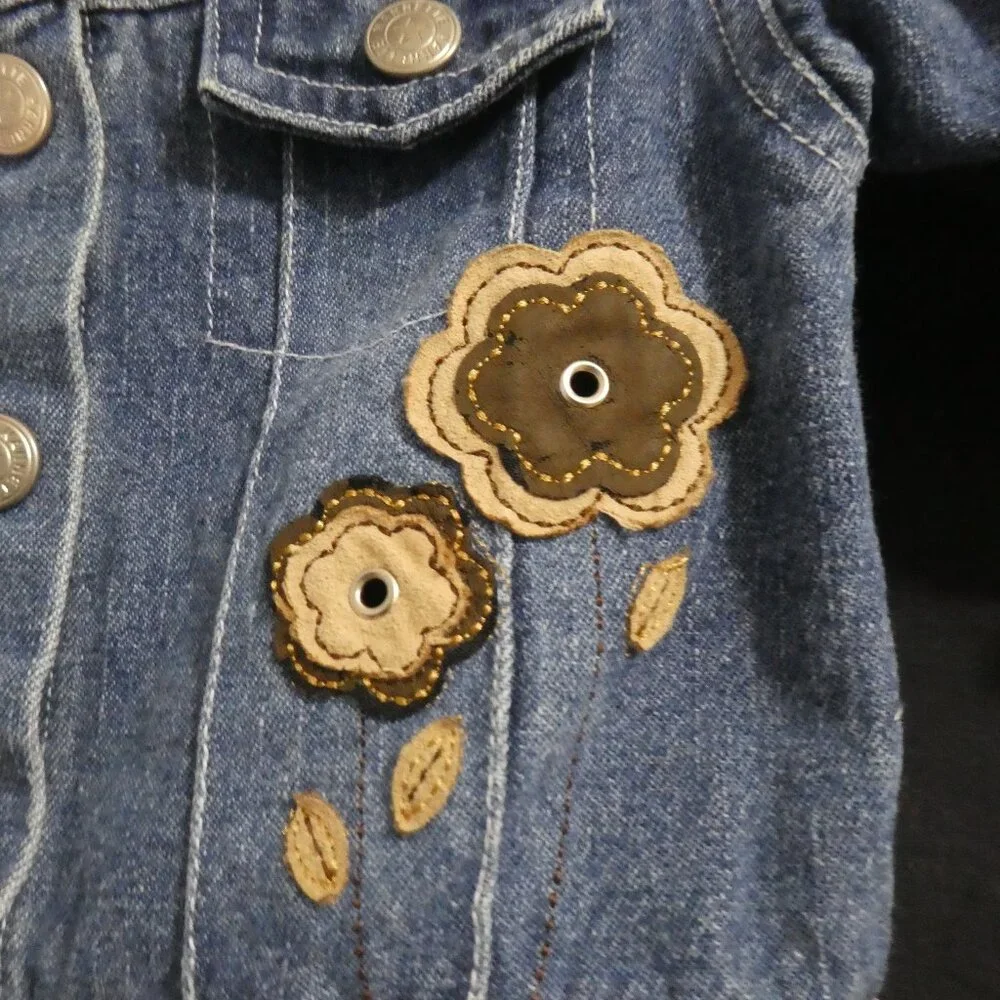 NANETTE | 12 months | Snap Button Closure Denim Jacket W/ Butterfly & Flowers - Picture 7 of 16